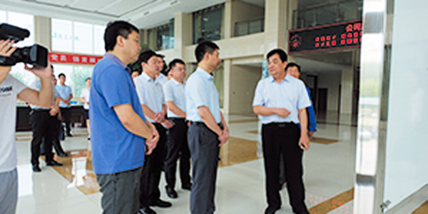 縣委書記梁潤(rùn)生到我公司調(diào)研企業(yè)黨建工作